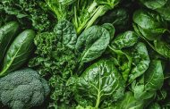 4 Non-Dairy Foods That Are Surprisingly High in Calcium, According to Dietitians